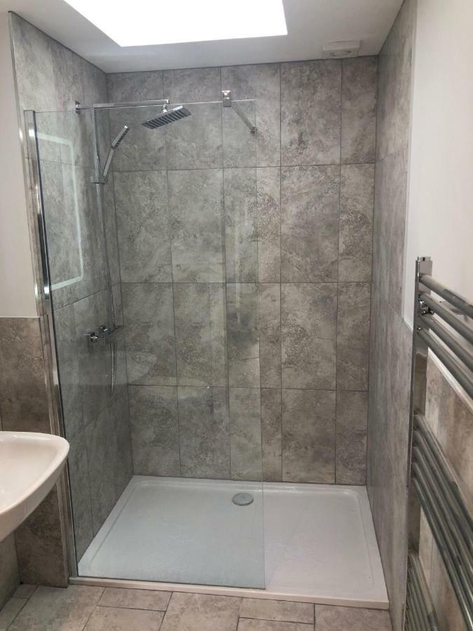 Hamilton Arms Suites Midhurst Room photo